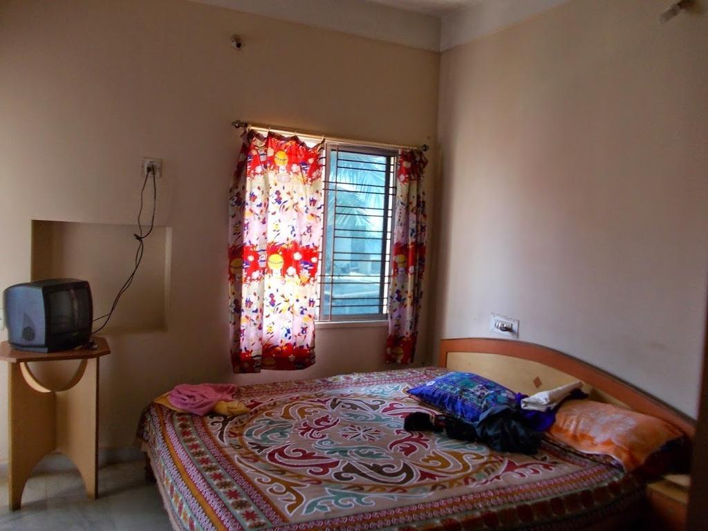 Rishaan Guest House Puri Esterno foto