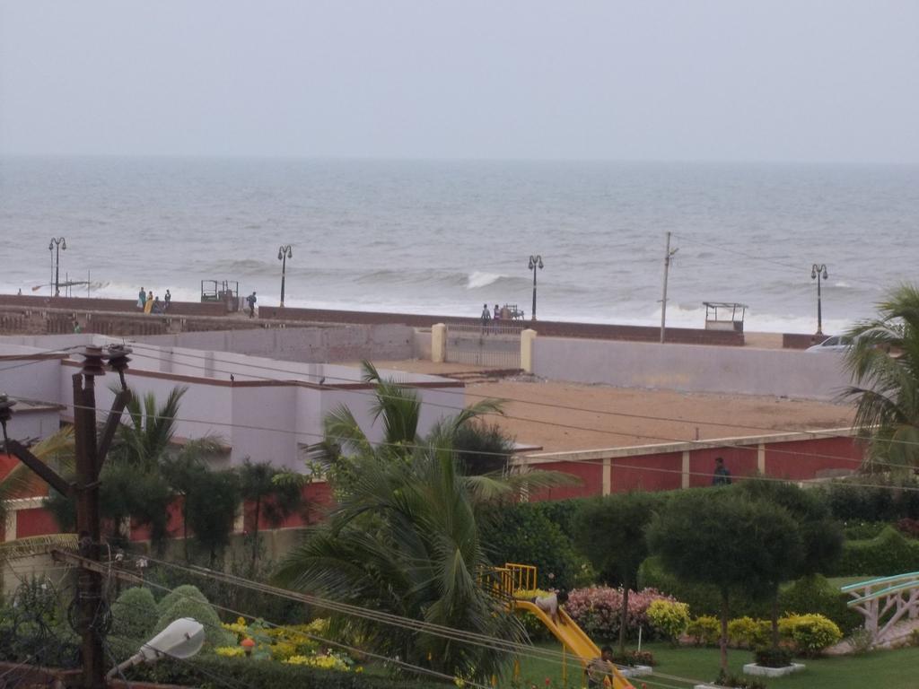 Rishaan Guest House Puri Esterno foto