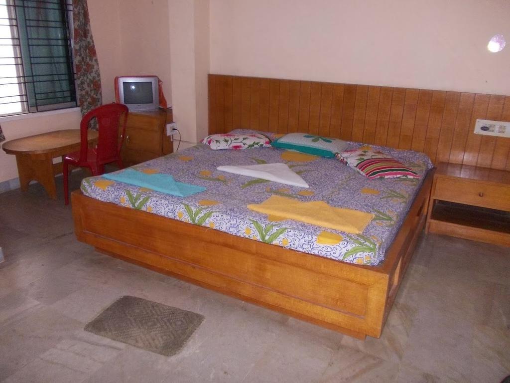 Rishaan Guest House Puri Camera foto